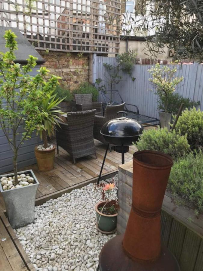 Stunning 3 Bedroom House With Garden In Battersea Appartamento Londra