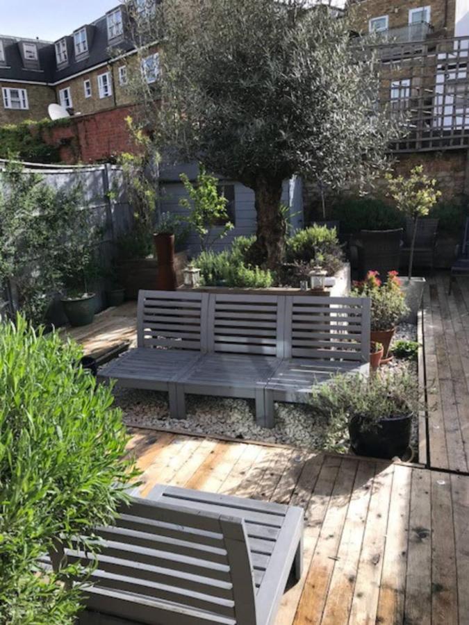Stunning 3 Bedroom House With Garden In Battersea * Londra